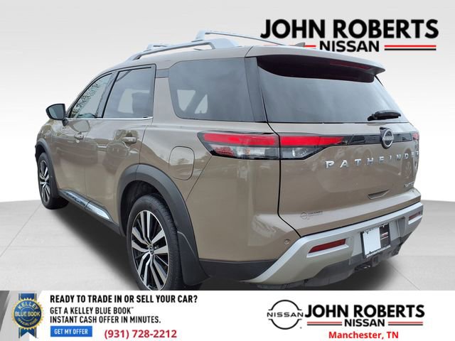 Used 2024 Nissan Pathfinder Platinum w/ Cargo Package image 16