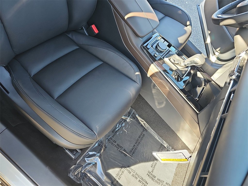 New 2025 MAZDA CX-30 2.5 Turbo w/ Premium Plus Pkg image 10