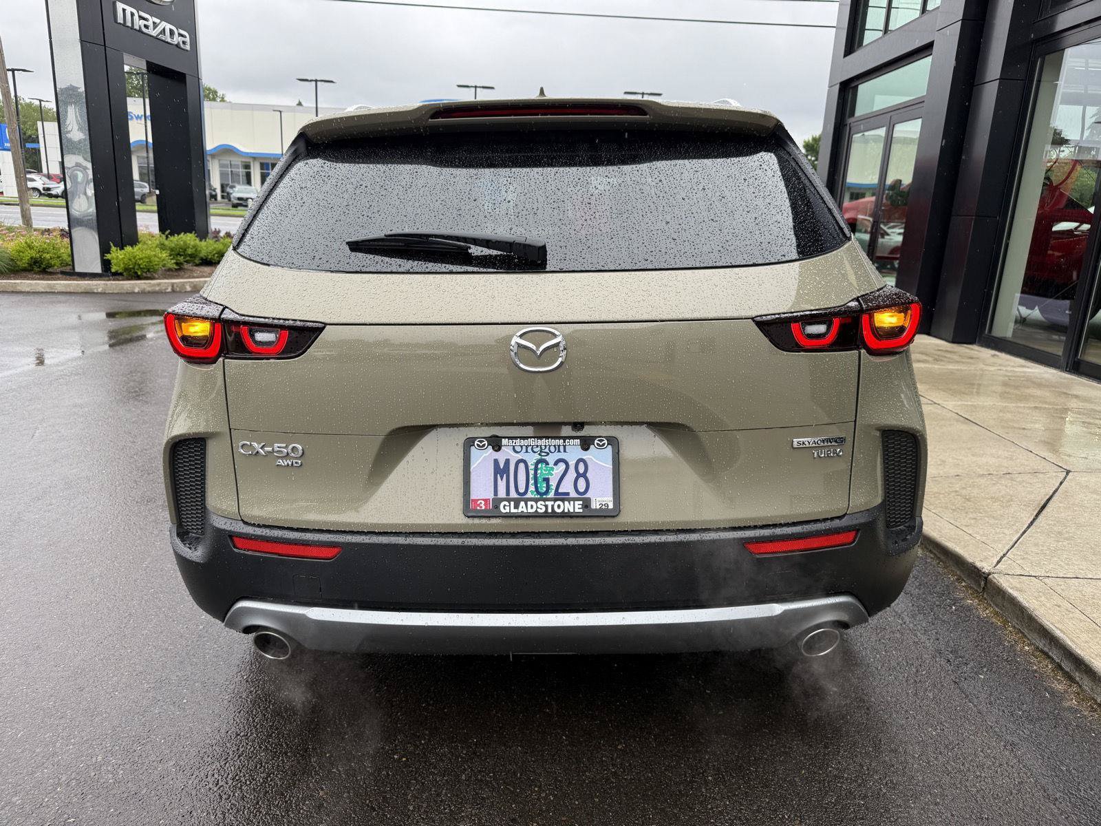 Used 2025 MAZDA CX-50 Meridian Edition w/ Apex Package AWD/4WD image 5