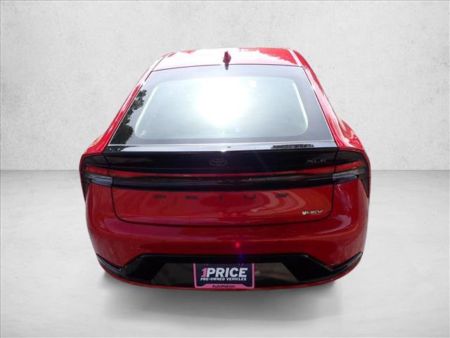 Used 2024 Toyota Prius XLE AWD/4WD image 3