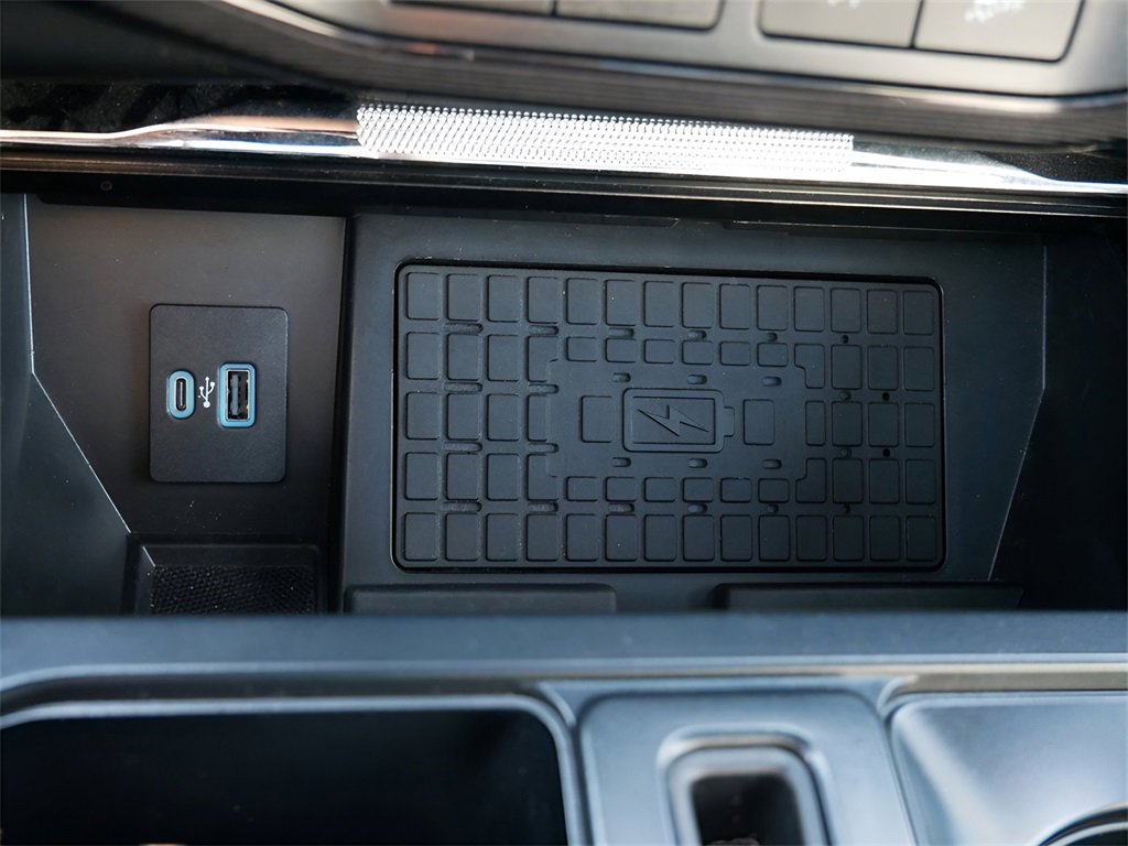 Used 2024 Ford F150 Lightning Platinum image 26