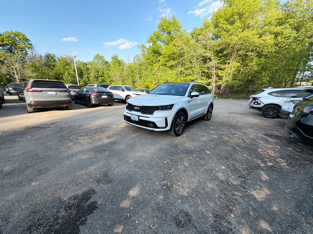 Used 2023 Kia Sorento SX Prestige w/ Panoramic Sunroof Package AWD/4WD image 4