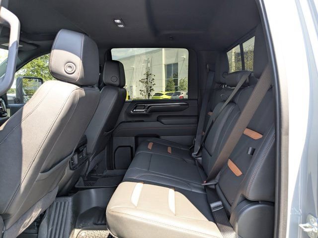 Used 2024 GMC Sierra 2500 AT4 w/ AT4 Premium Plus Package image 13