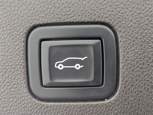 Used 2021 GMC Yukon XL SLT w/ SLT Luxury Plus Package image 31