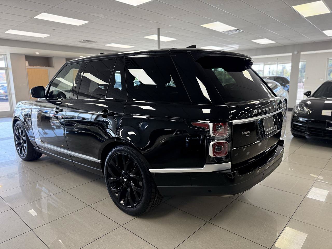Used 2021 Land Rover Range Rover Westminster Edition AWD/4WD image 2