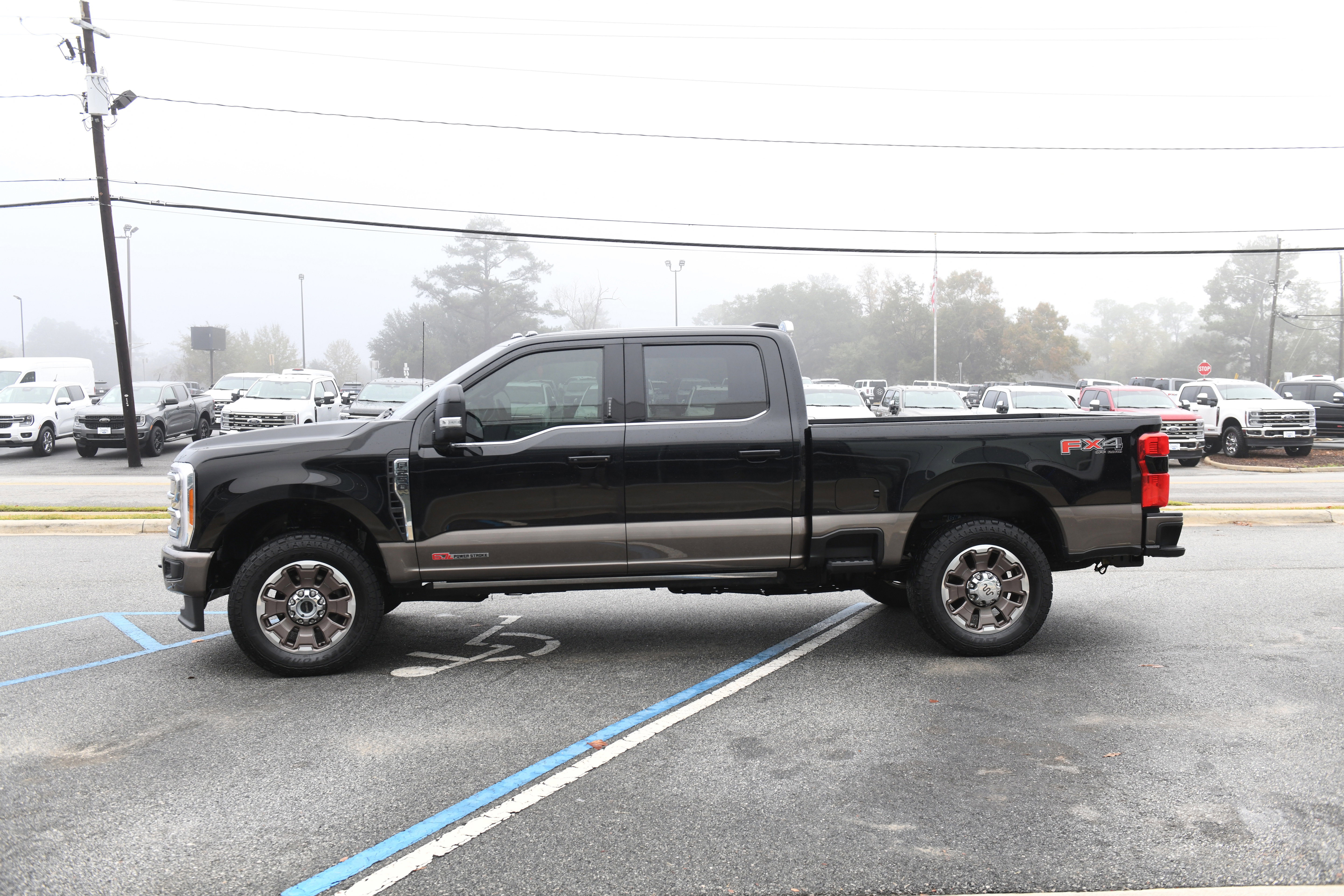 Used 2023 Ford F250 King Ranch image 24