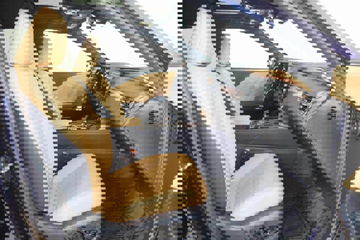 Used 2024 Lexus RX 350 Premium image 13