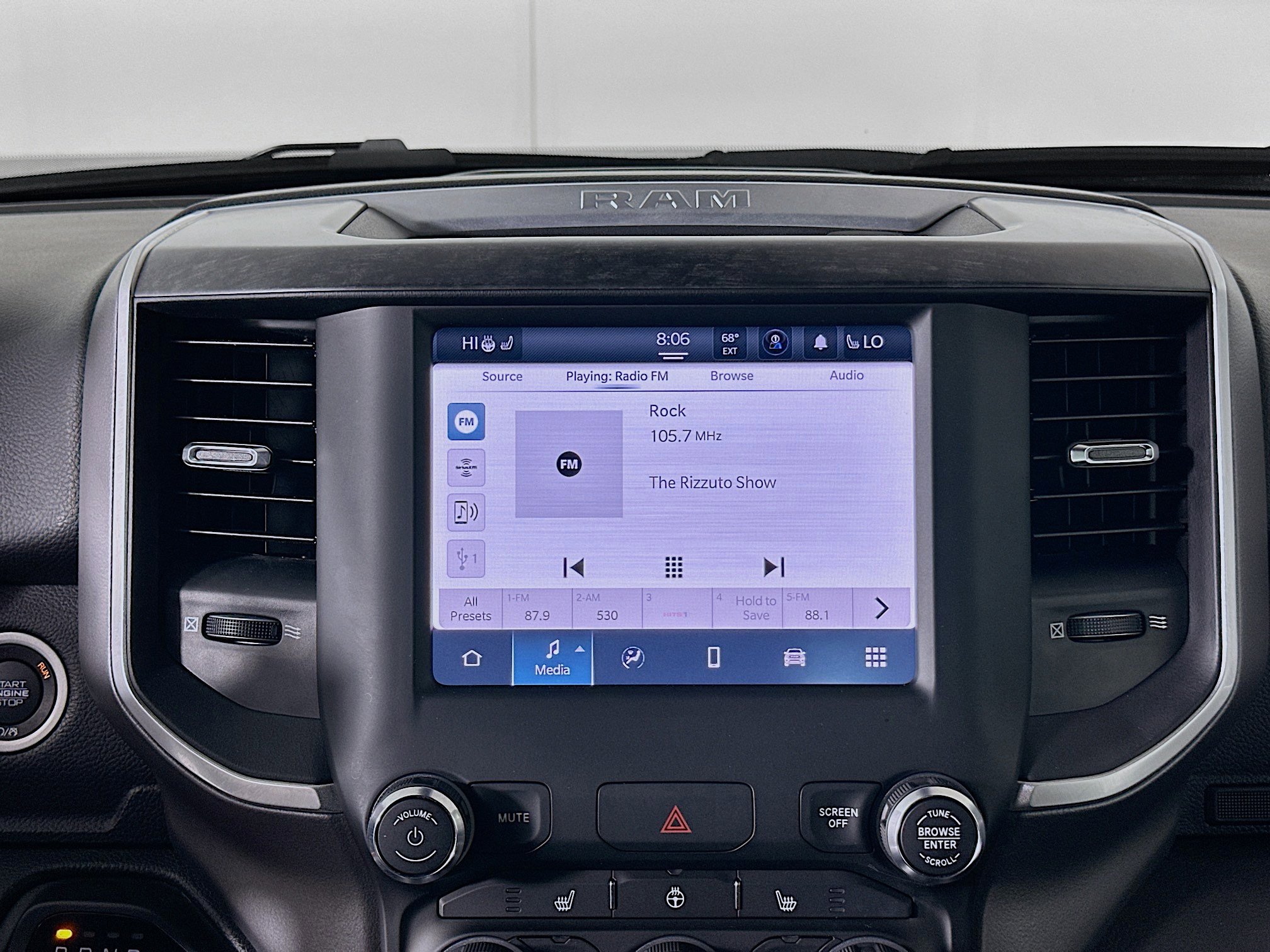 Used 2022 RAM 1500 Big Horn AWD/4WD image 21