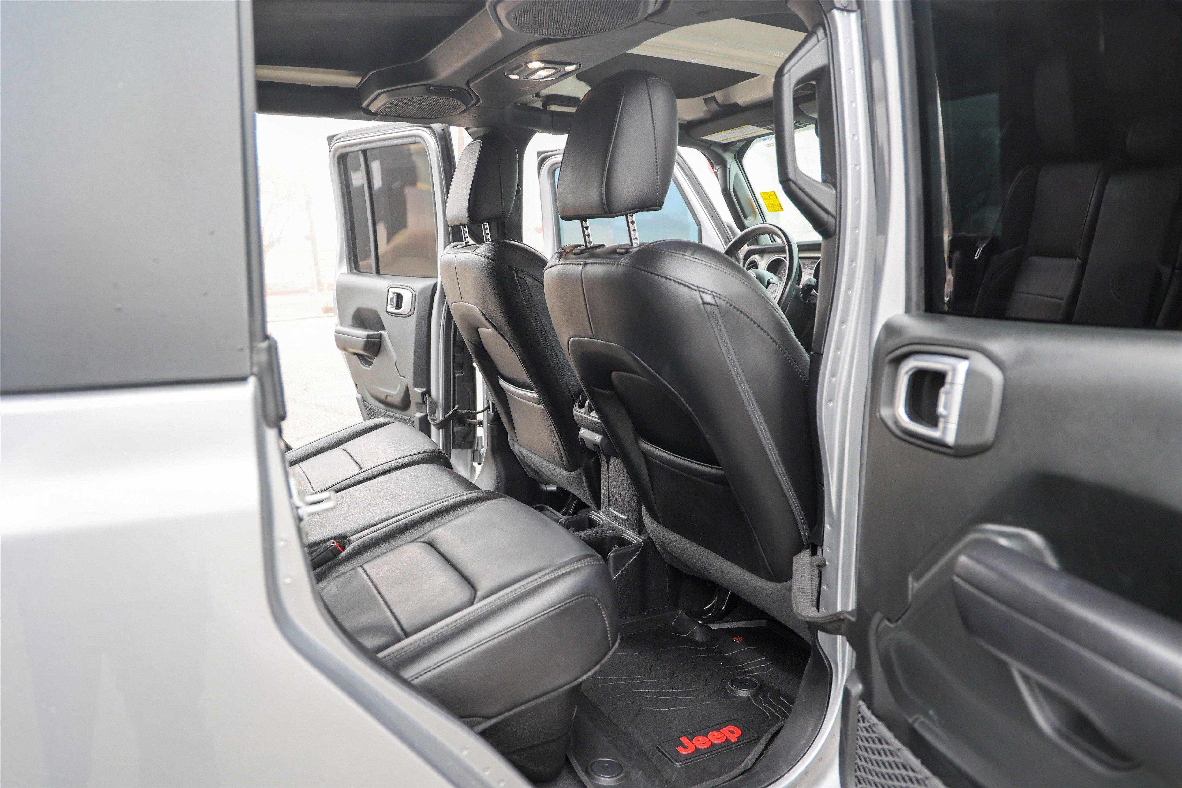 Used 2021 Jeep Gladiator Sport image 32