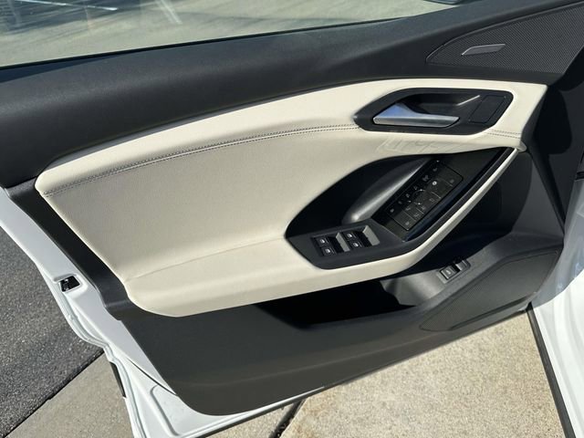 New 2025 Audi Q6 e-tron Premium Plus AWD/4WD image 8