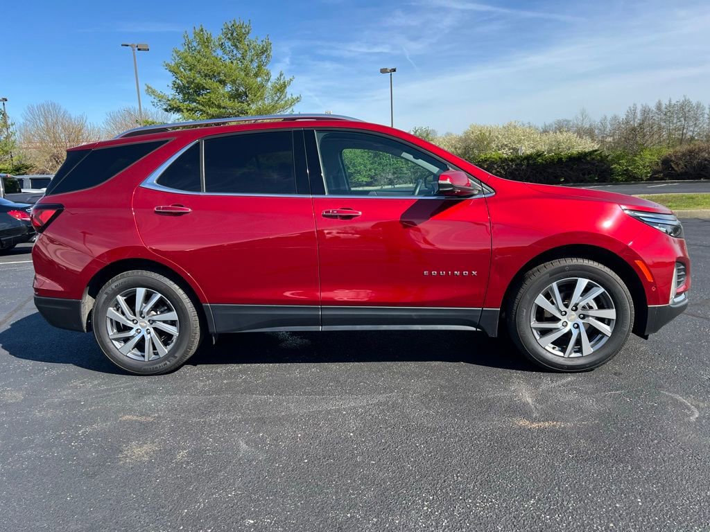 Used 2023 Chevrolet Equinox Premier image 5