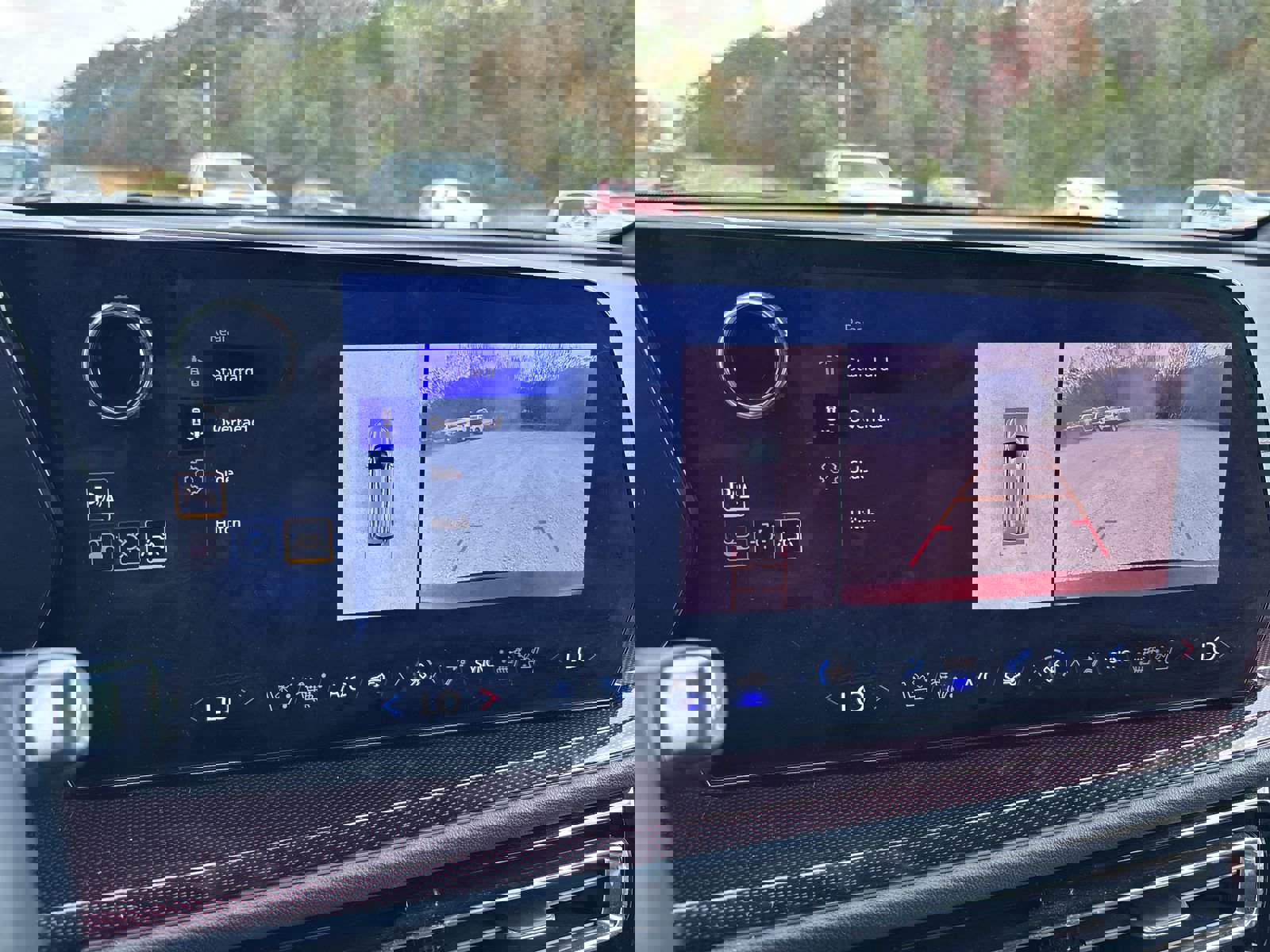 Used 2024 Chevrolet Traverse RS image 20