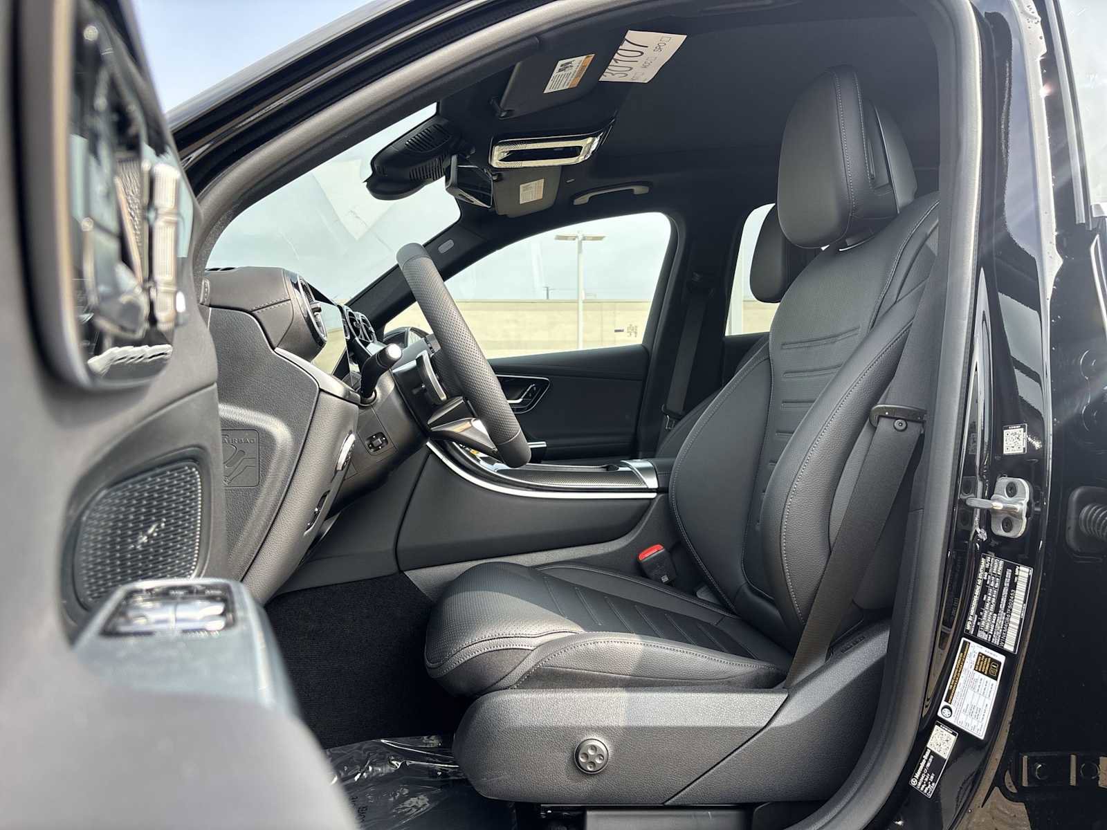 New 2026 Mercedes-Benz GLC 300 image 2