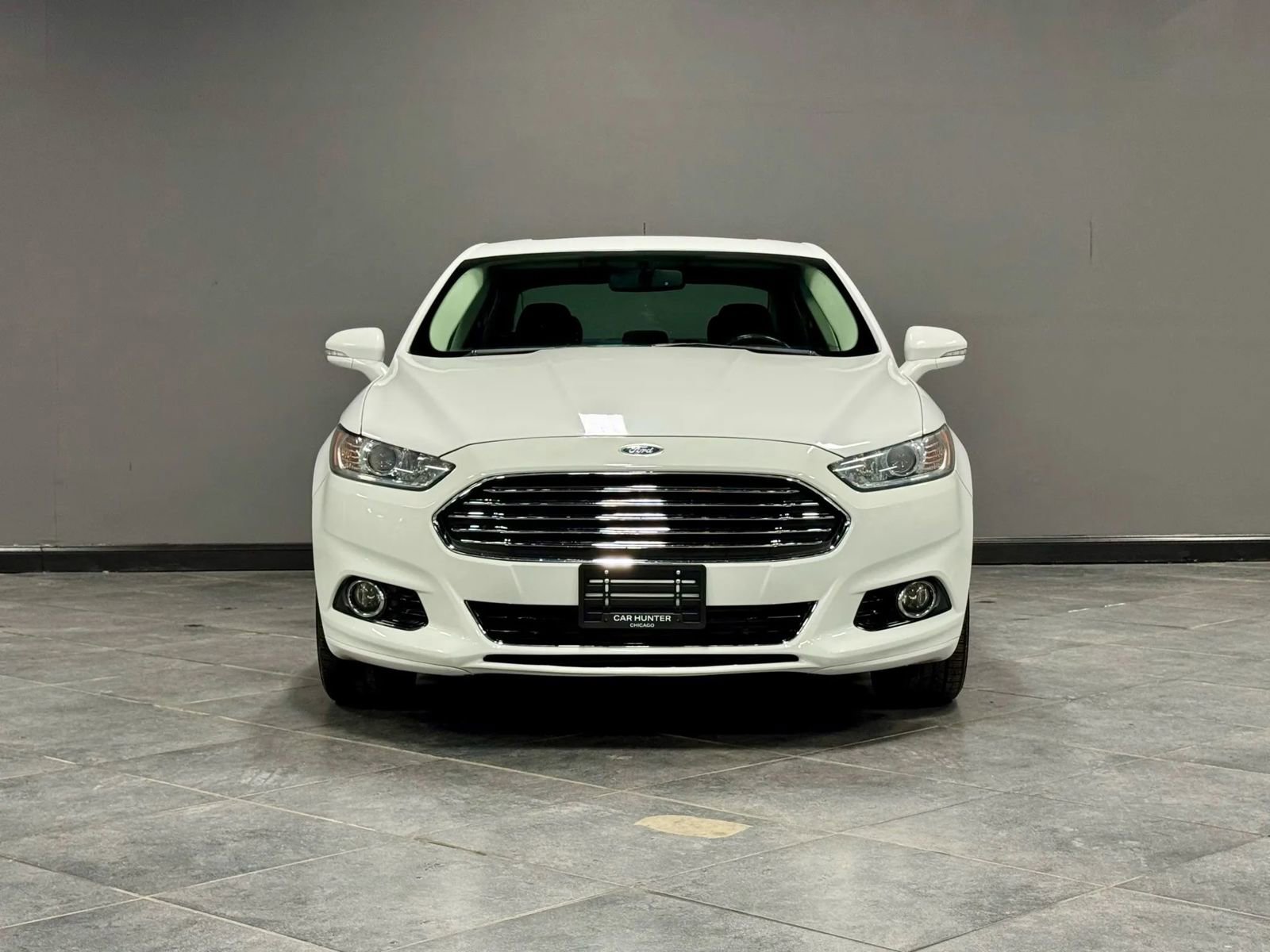 Used 2014 Ford Fusion Titanium image 2