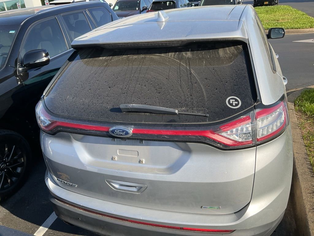 Used 2017 Ford Edge SE image 6