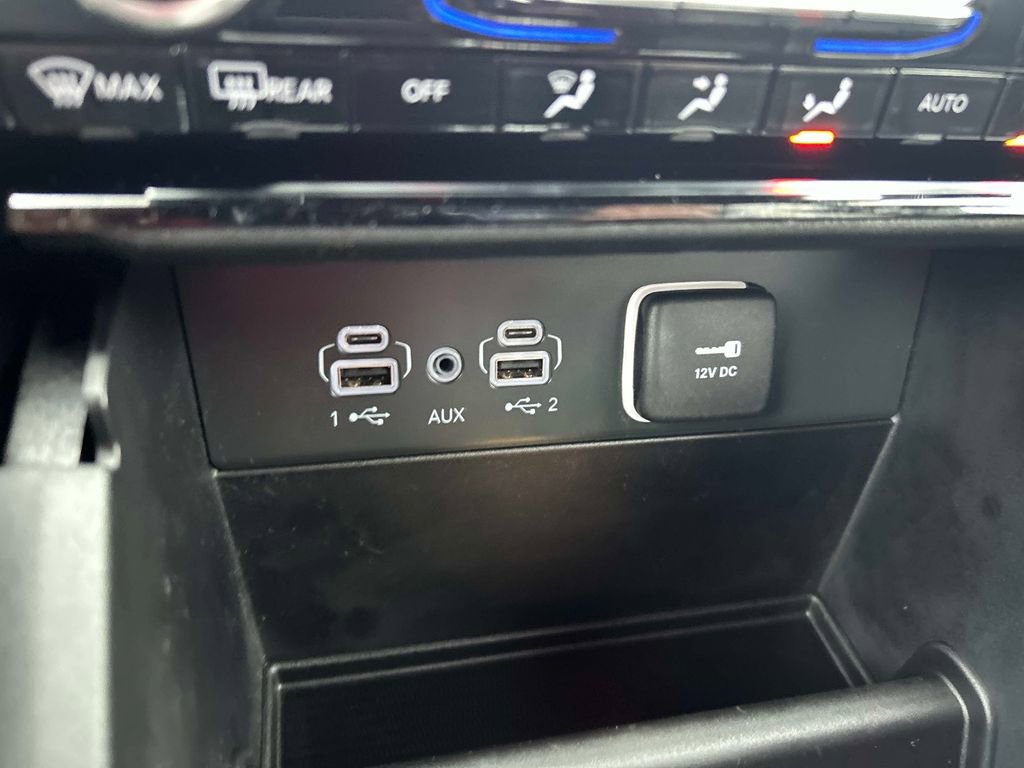 Used 2022 Jeep Grand Cherokee Overland image 37