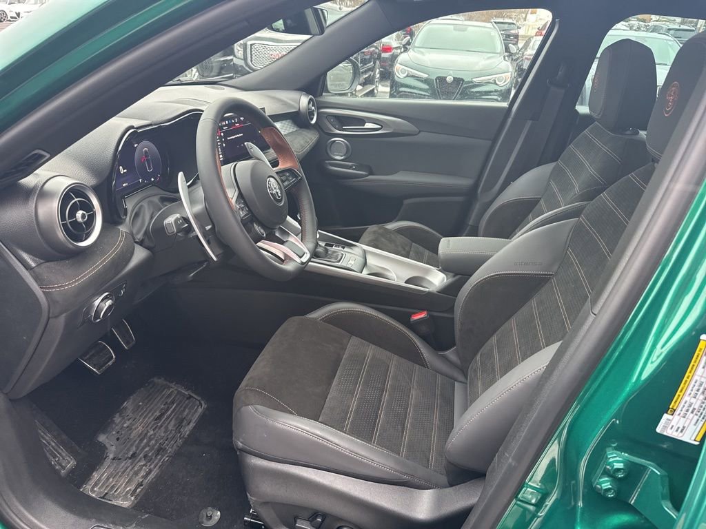 New 2025 Alfa Romeo Tonale image 11