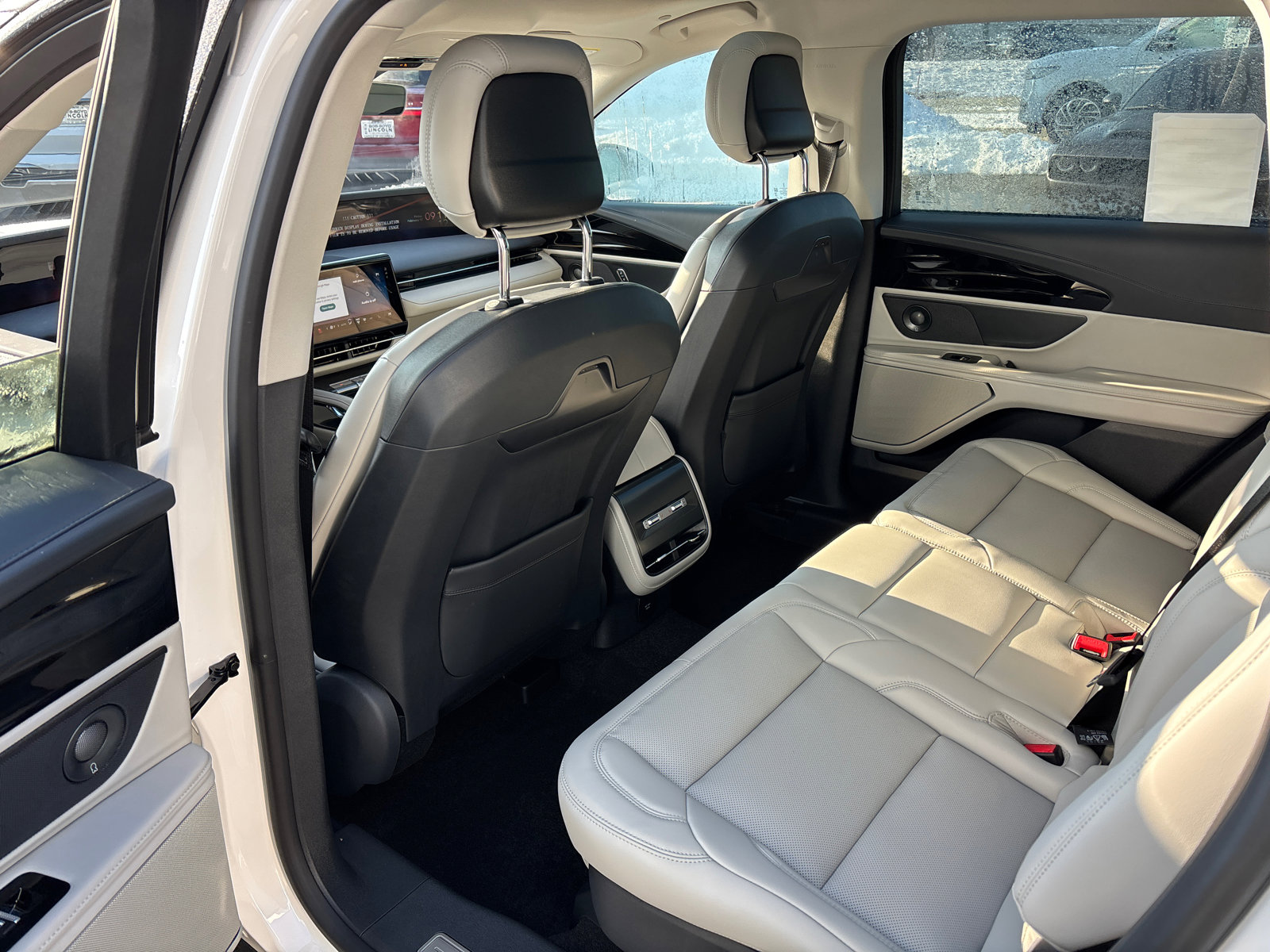 New 2026 Lincoln Nautilus Premier w/ Equipment Group 102A AWD/4WD image 28