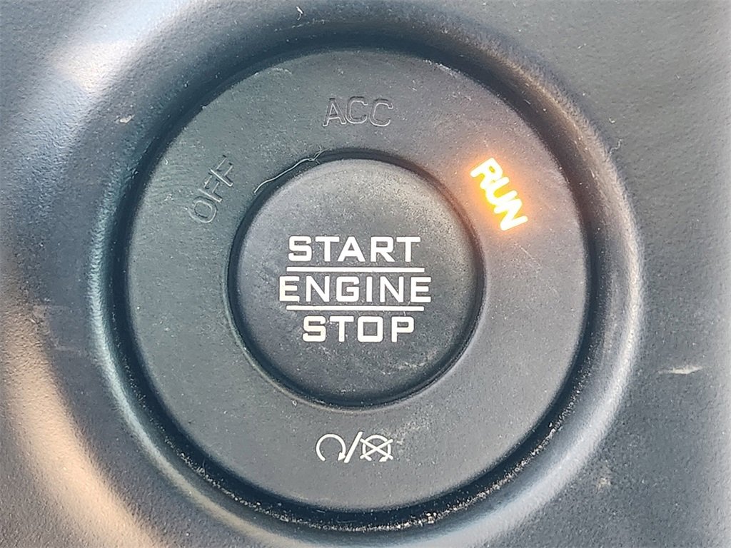 Used 2022 Jeep Wrangler Unlimited Sahara image 22