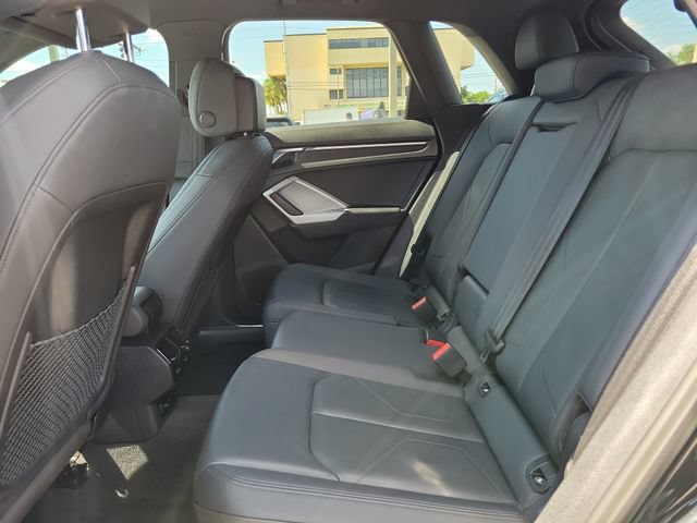 Used 2022 Audi Q3 2.0T Premium Plus w/ Premium Plus Package AWD/4WD image 15