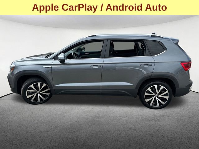 Used 2024 Volkswagen Taos SE image 6