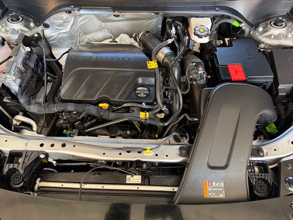 Used 2024 Chevrolet Trax ACTIV w/ Sunroof Package image 35