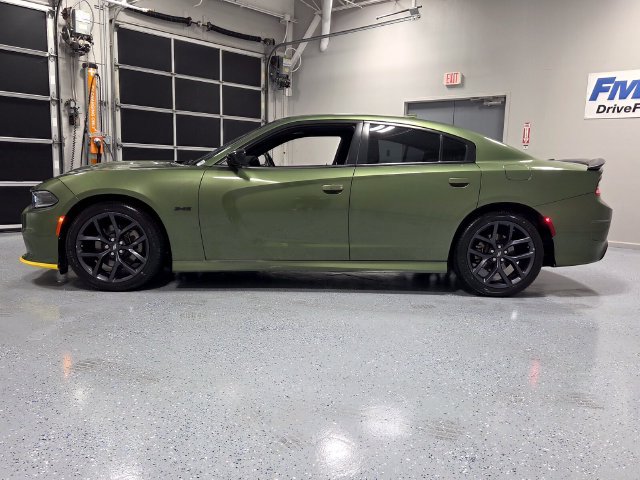 Used 2023 Dodge Charger R/T w/ Blacktop Package RWD image 4