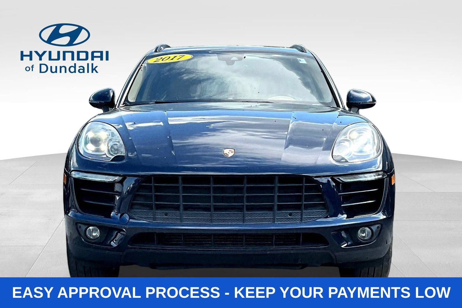 Used 2017 Porsche Macan AWD/4WD image 2