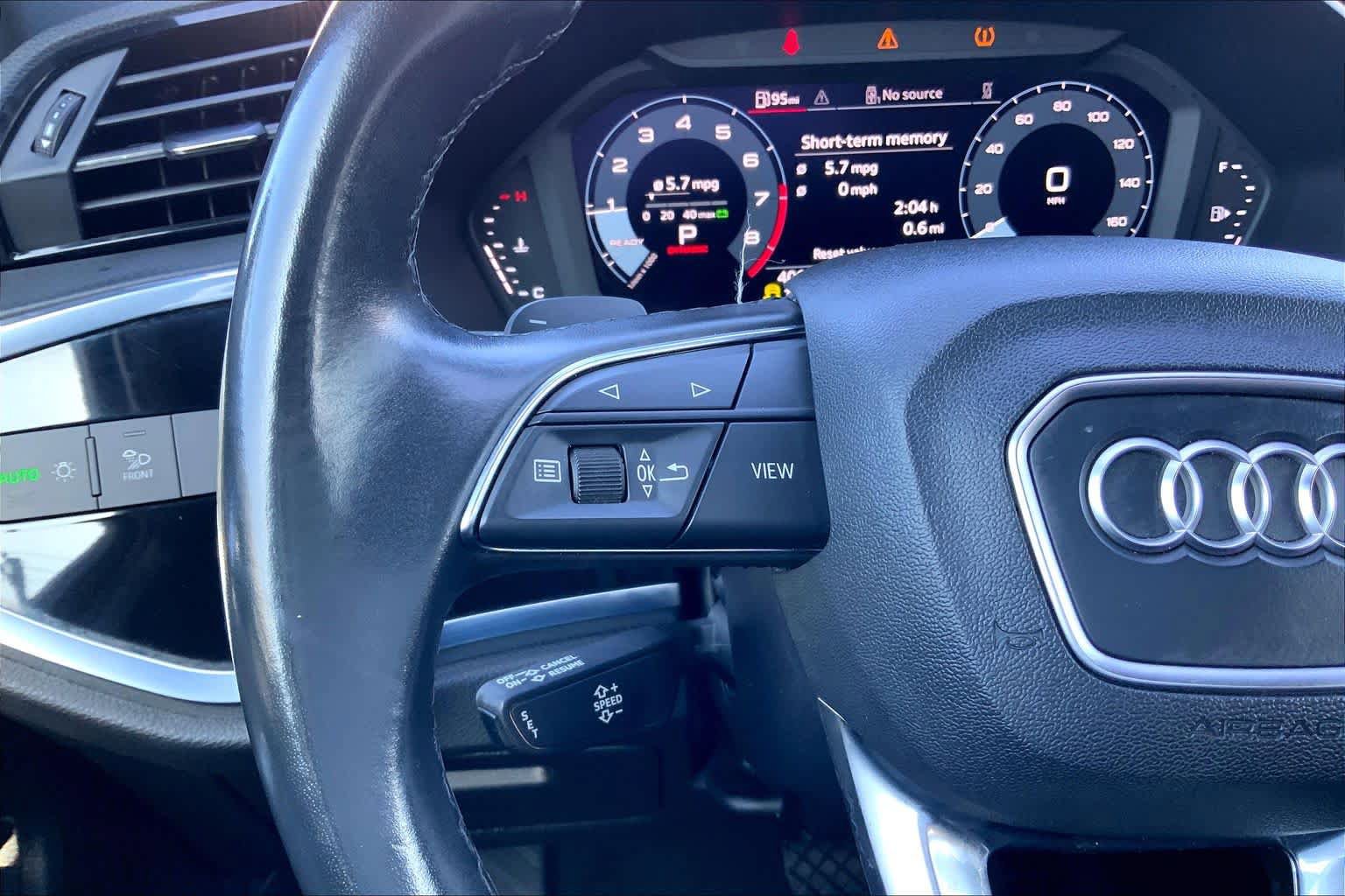 Used 2023 Audi Q3 2.0T Premium AWD/4WD image 44
