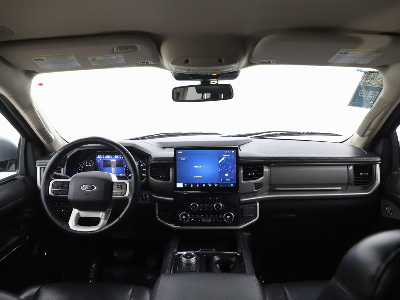 Used 2023 Ford Expedition Max XLT image 14