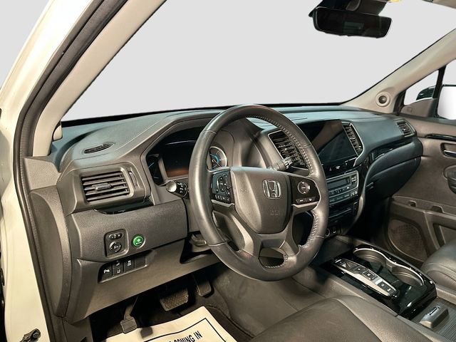 Used 2022 Honda Pilot Touring image 10