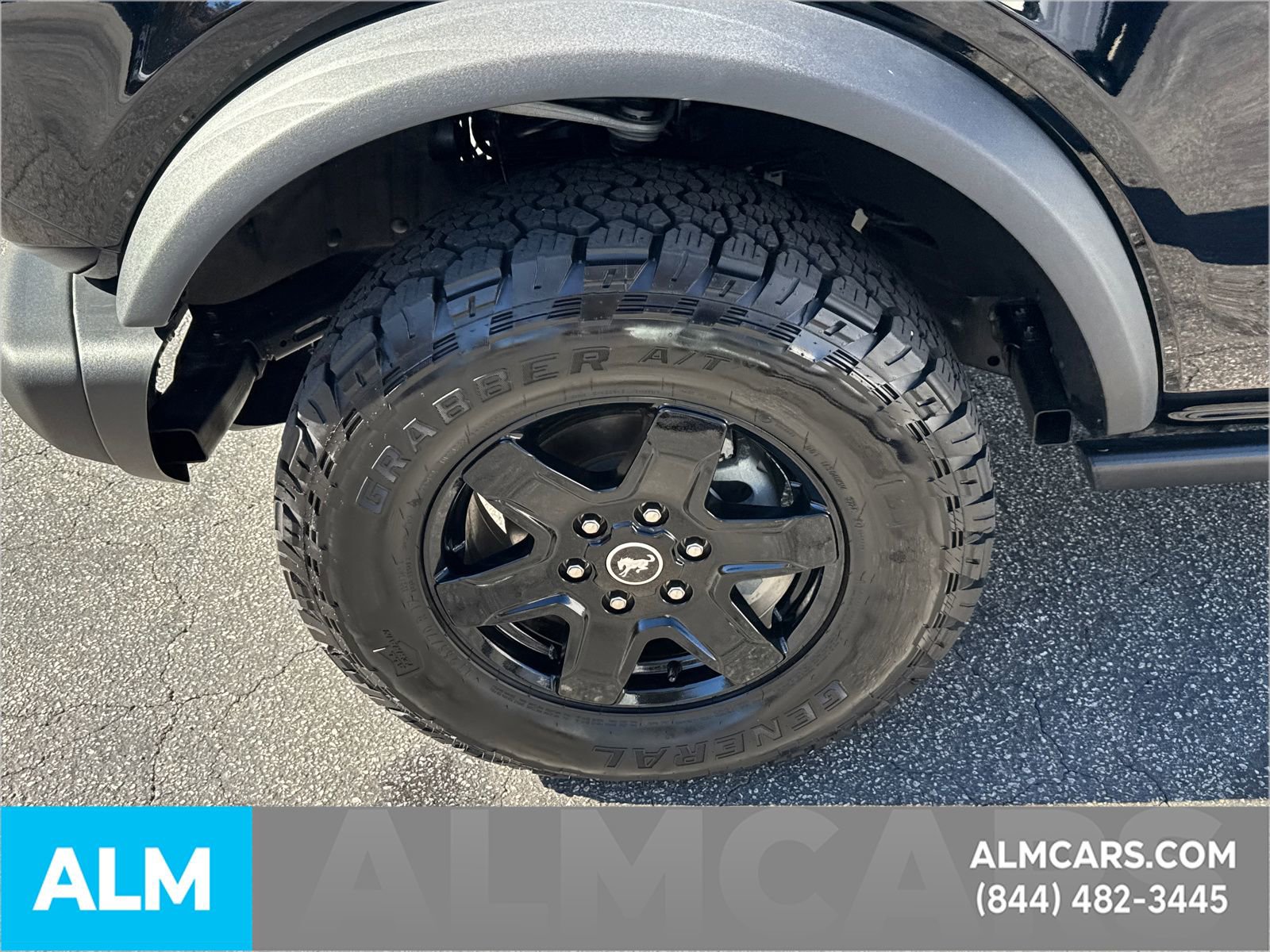 Used 2024 Ford Bronco Black Diamond image 15