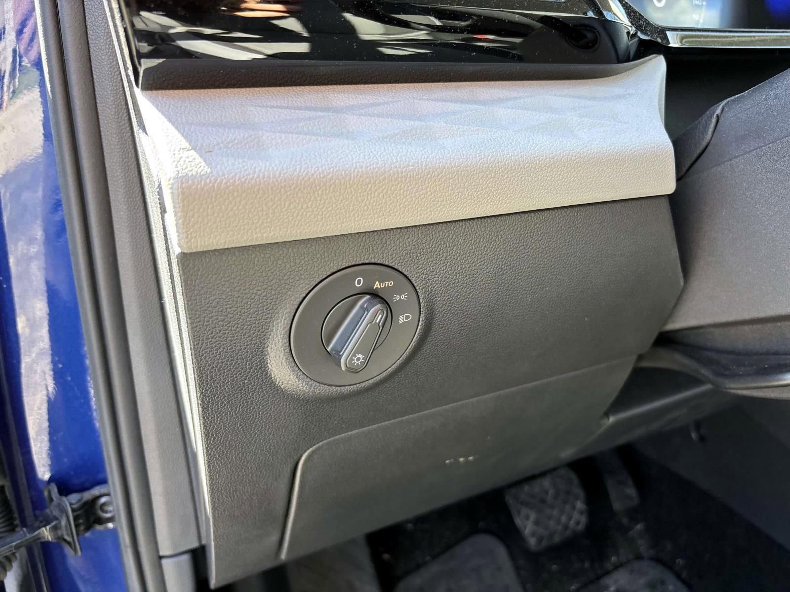 Used 2023 Volkswagen Taos S w/ Driver Assistance Package image 14