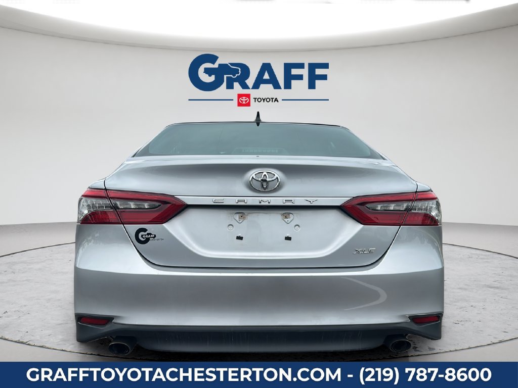Used 2024 Toyota Camry XLE FWD image 9