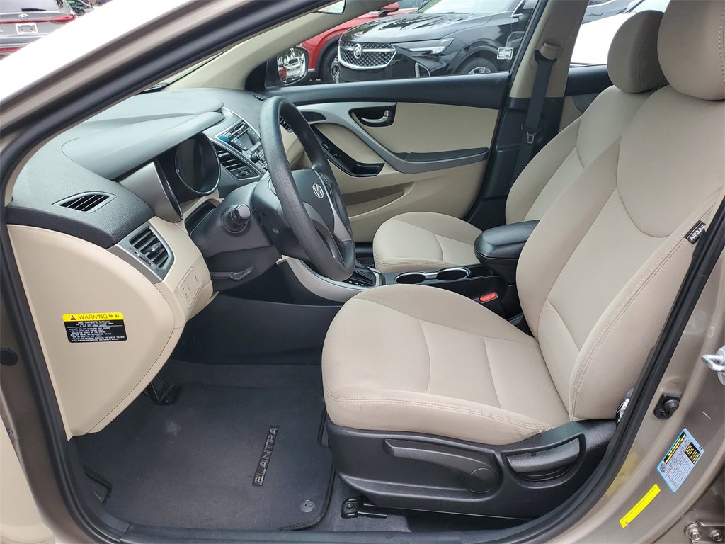 Used 2016 Hyundai Elantra SE image 17