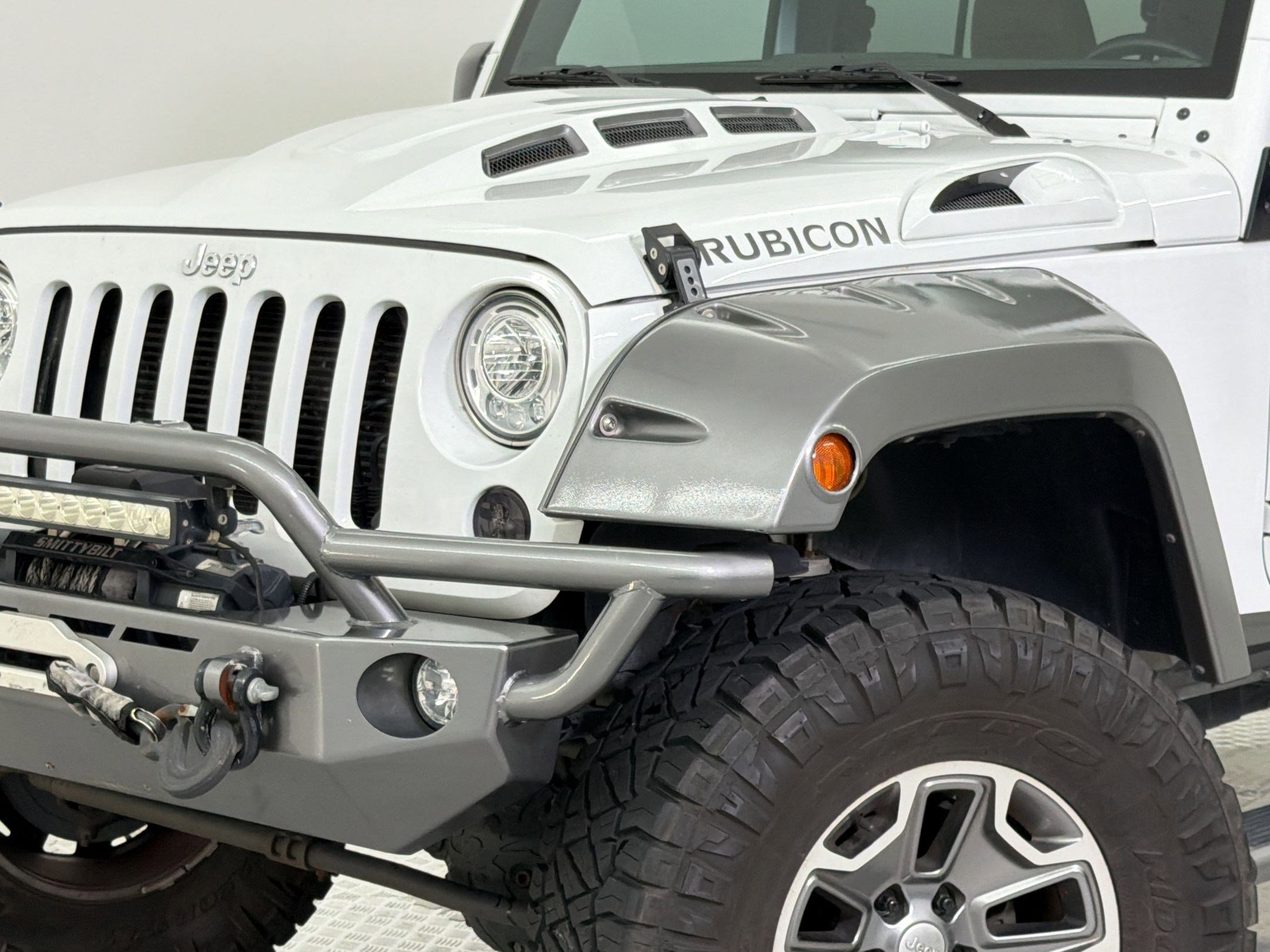 Used 2018 Jeep Wrangler Unlimited Rubicon w/ Connectivity Group AWD/4WD image 11