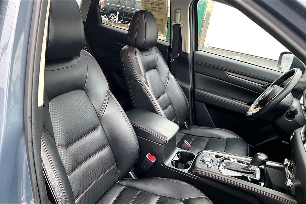 Used 2024 MAZDA CX-5 Carbon Edition image 7