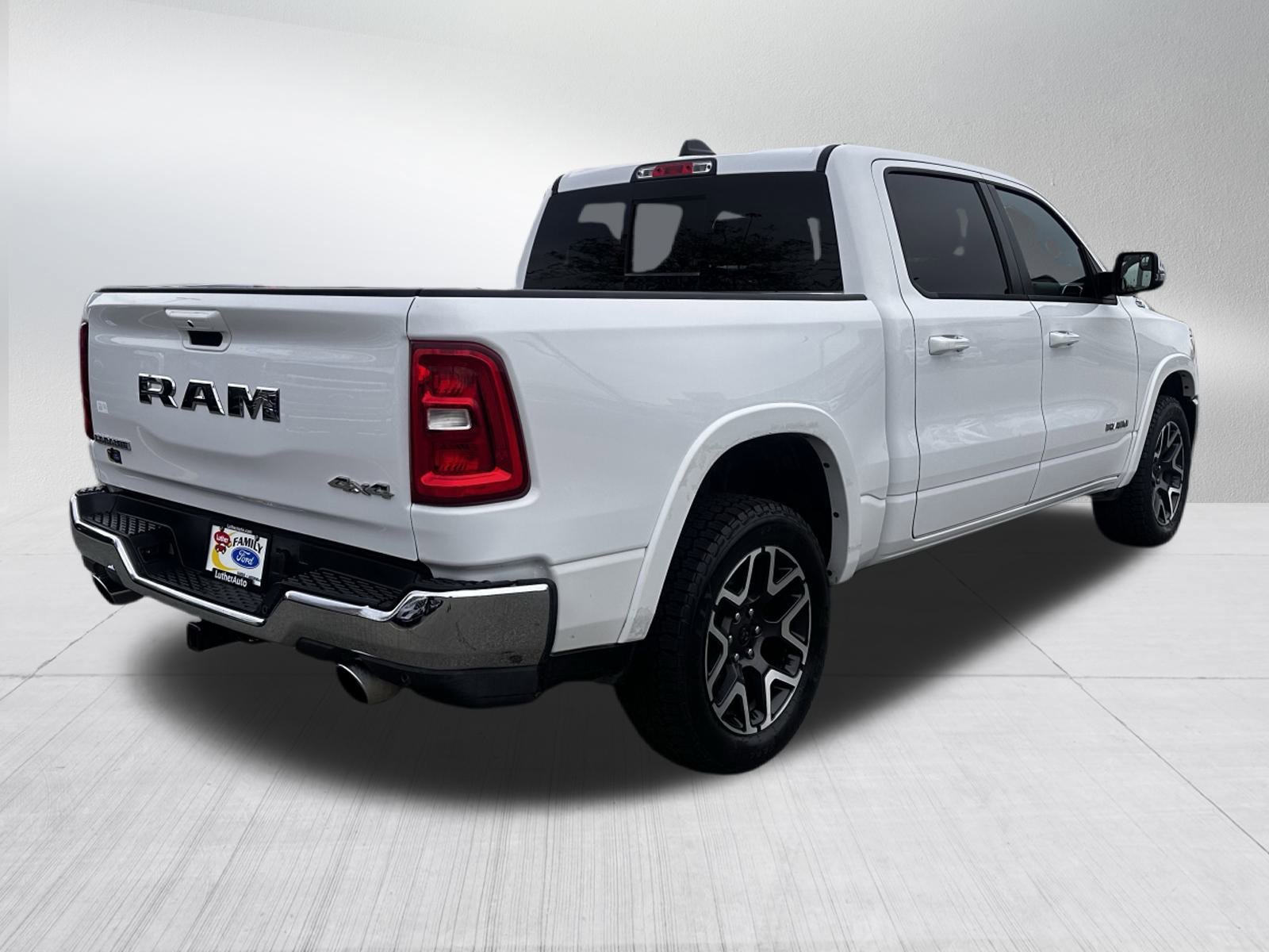 Used 2025 RAM 1500 Laramie image 7