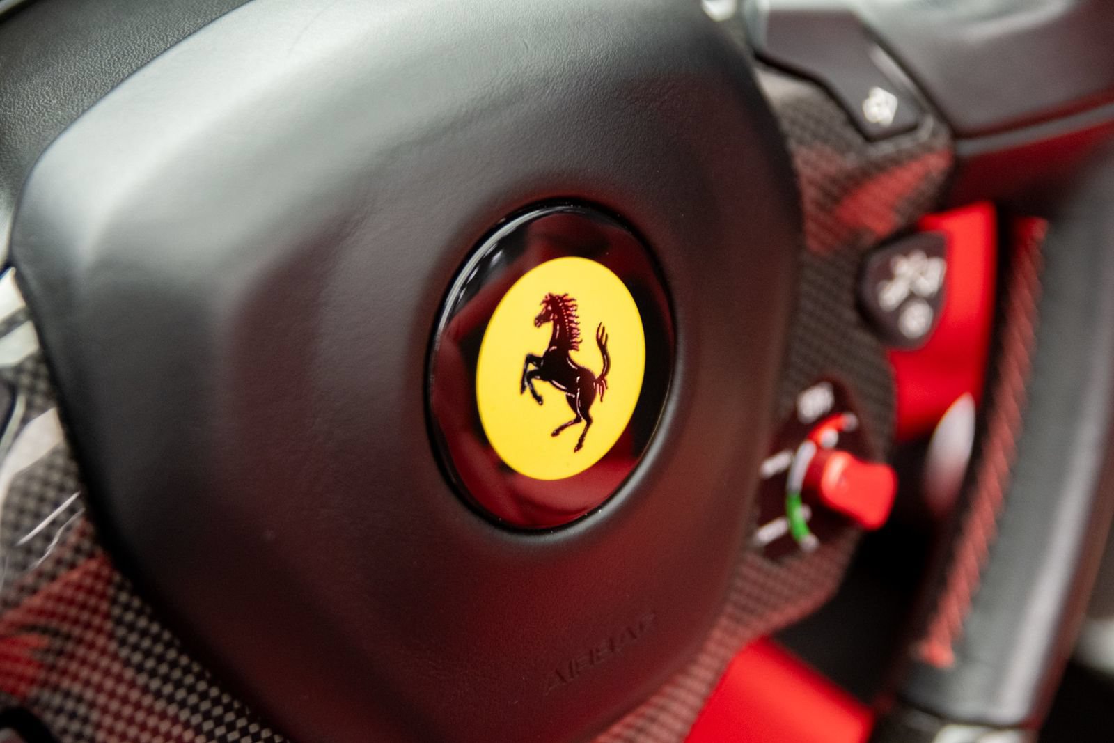 Used 2016 Ferrari California T RWD image 18