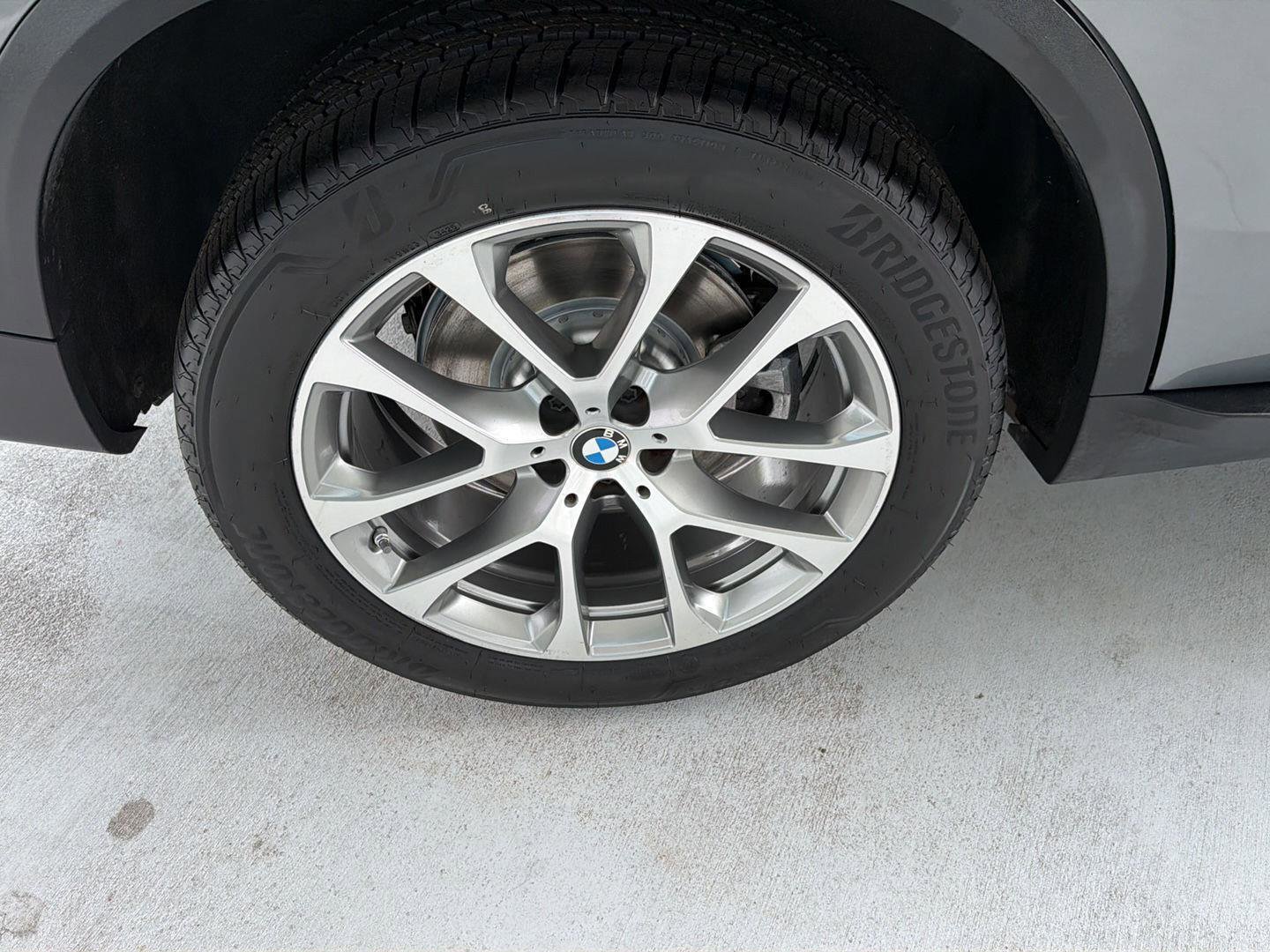 Used 2024 BMW X5 sDrive40i w/ Premium Package RWD image 40
