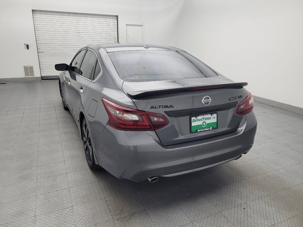 Used 2018 Nissan Altima 2.5 SR w/ SR Midnight Edition FWD image 6