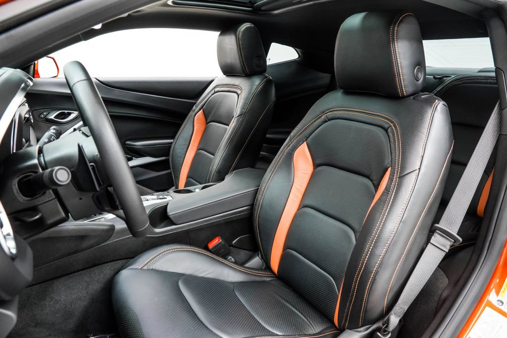Used 2022 Chevrolet Camaro SS RWD image 15