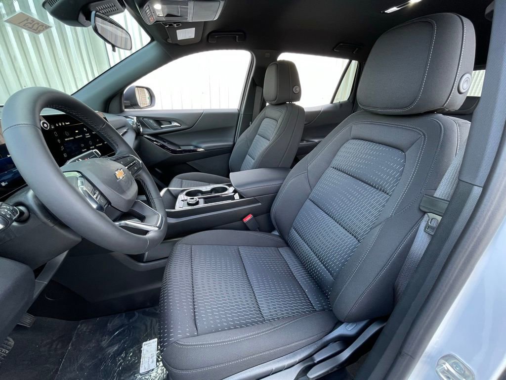 New 2026 Chevrolet Equinox LT image 24