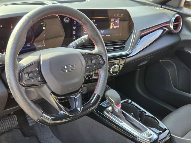 Used 2025 Chevrolet Trax RS w/ Driver Confidence Package image 10