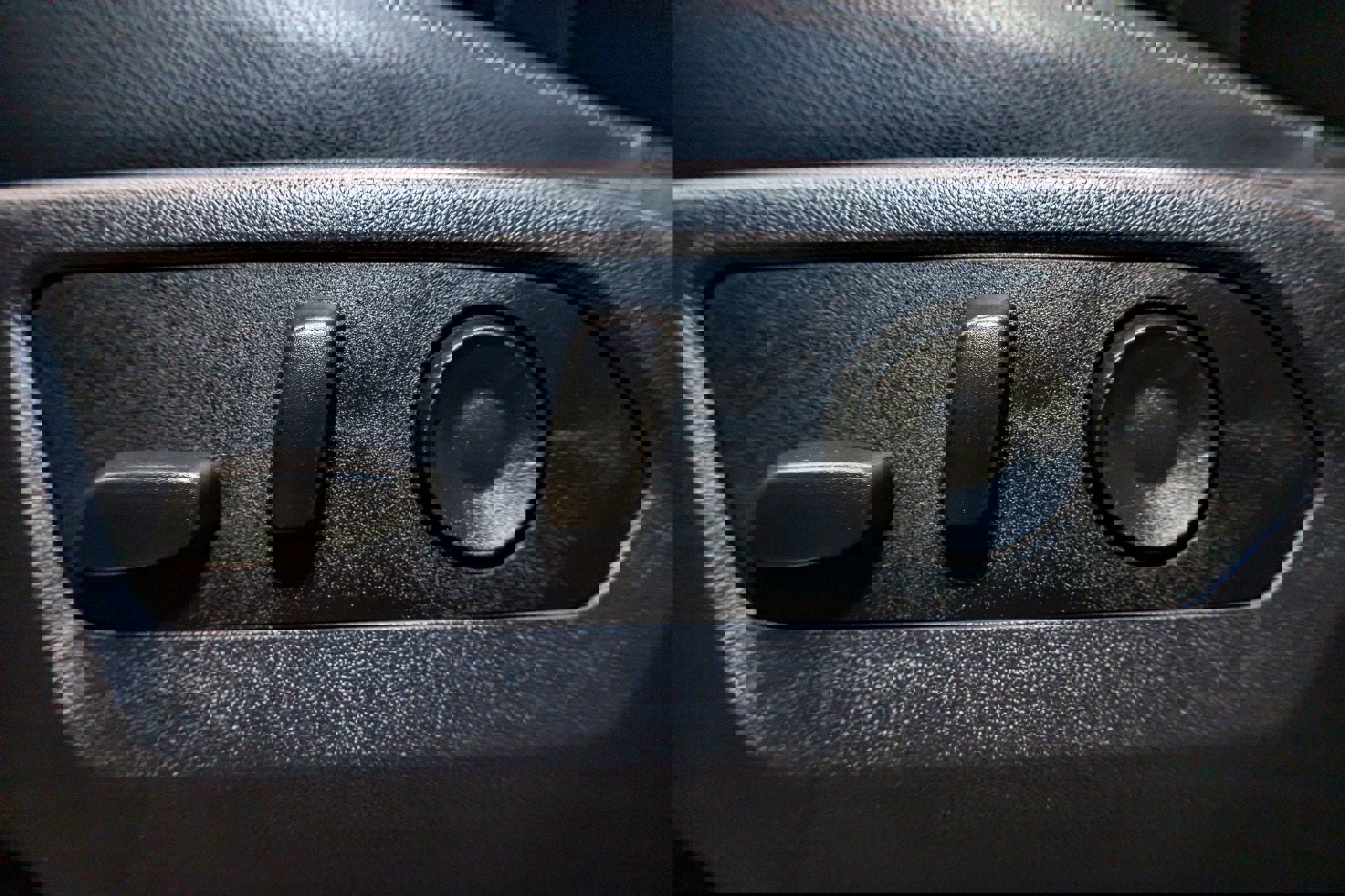 Used 2024 GMC Sierra 1500 Elevation image 25