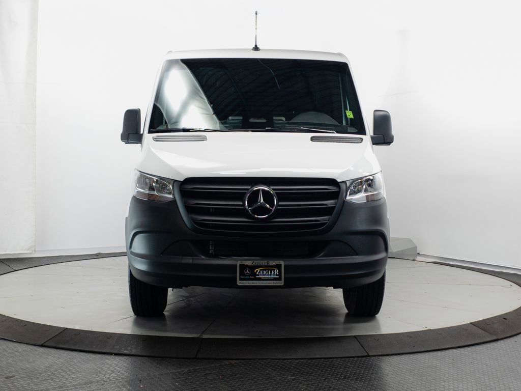Used 2026 Mercedes-Benz Sprinter 2500 image 2