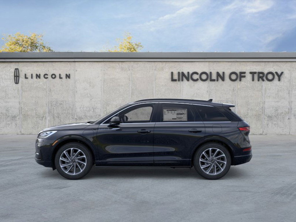 New 2025 Lincoln Corsair Grand Touring image 3
