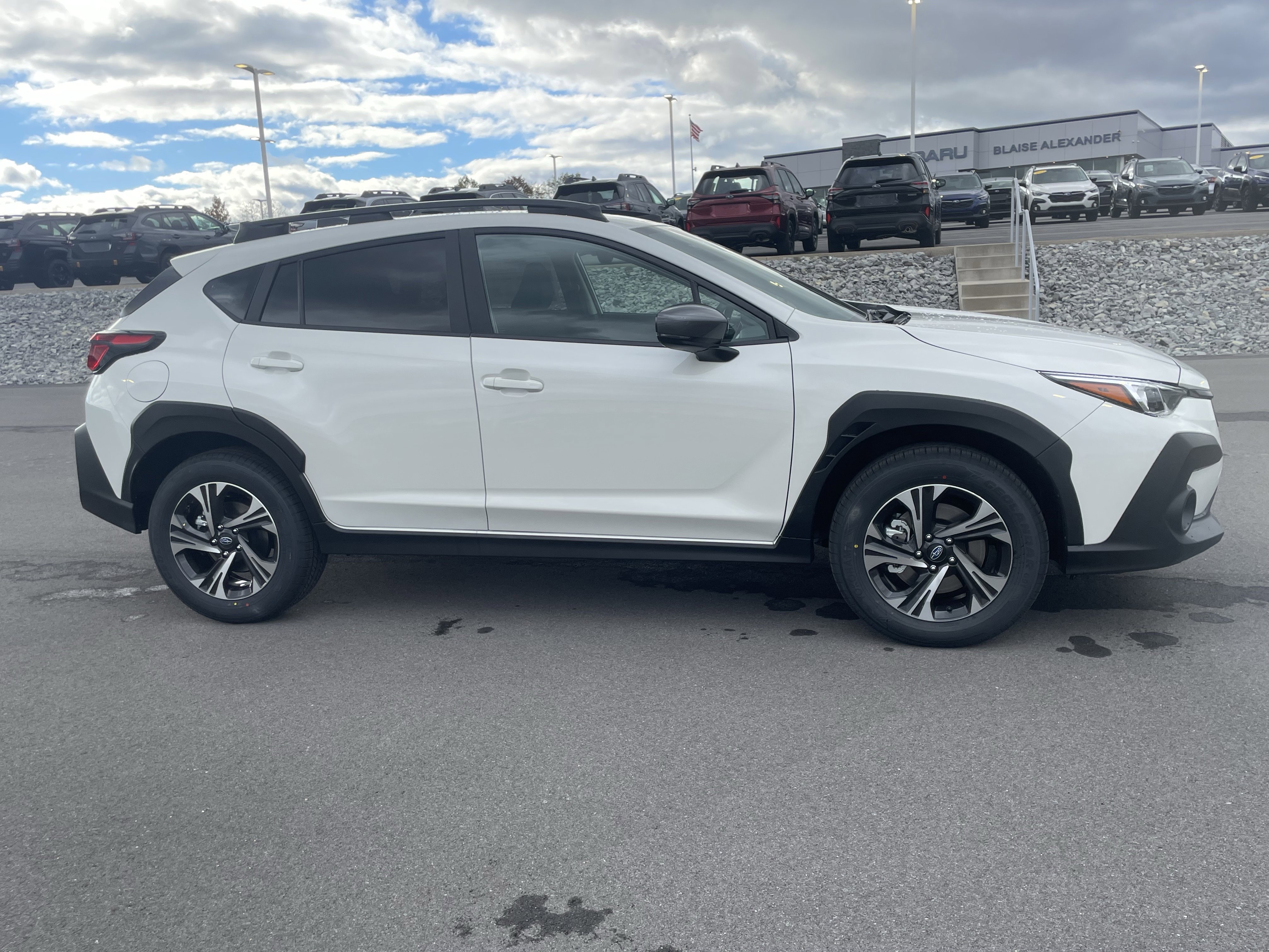 New 2026 Subaru Crosstrek 2.5i Premium image 2