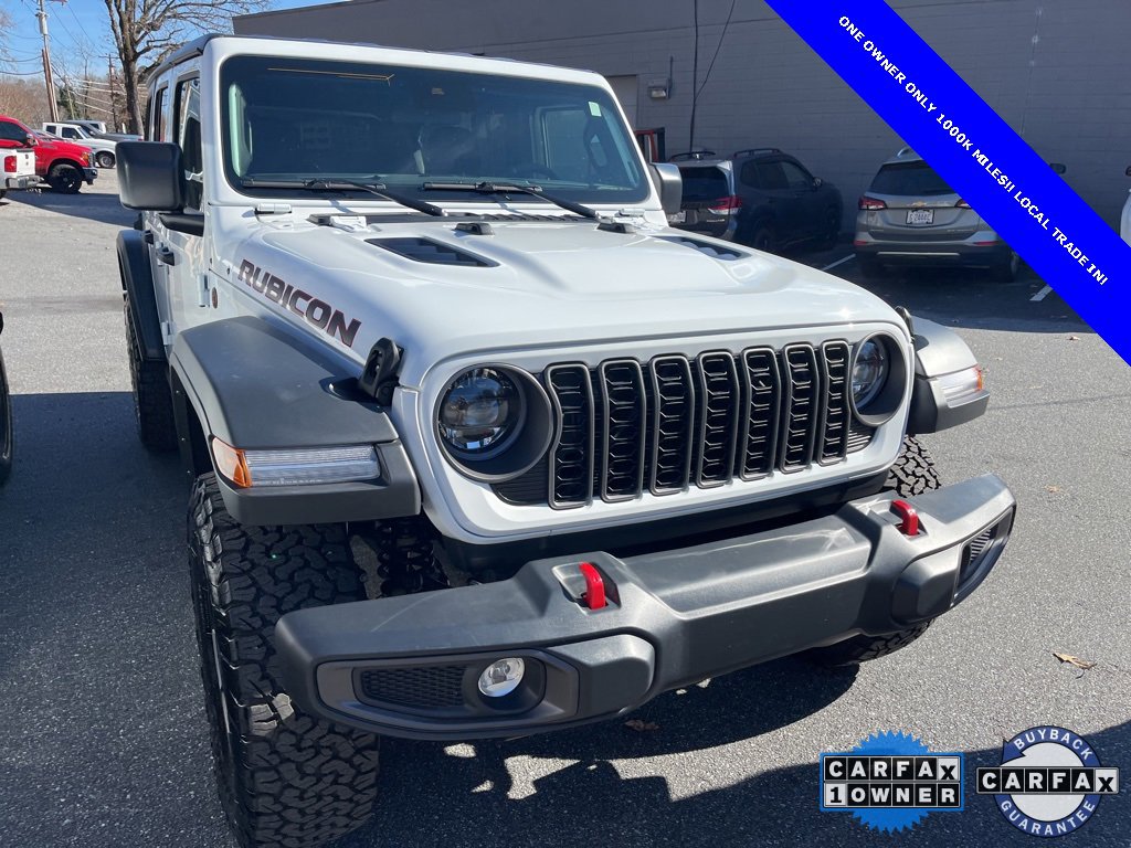 Used 2025 Jeep Wrangler Unlimited Rubicon image 2