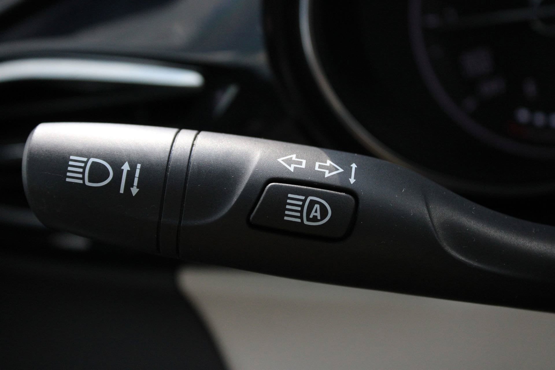 Used 2023 Buick Encore GX Select FWD image 29